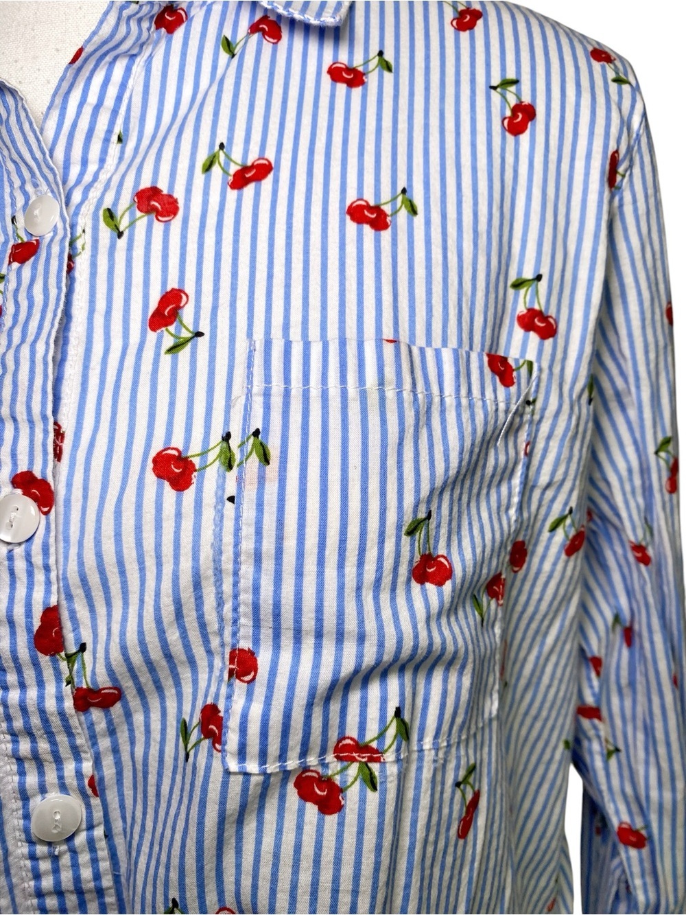Love Notes Blue White Striped Cherry Print Button-Down Shirt Size M - Picture 5 of 15